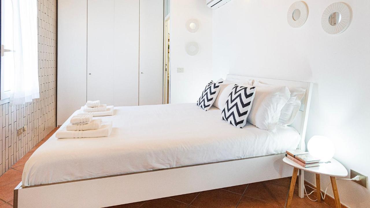 Seafront Bastioni Apartment Alghero Bagian luar foto