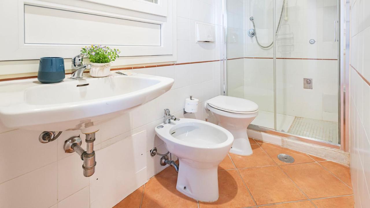Seafront Bastioni Apartment Alghero Bagian luar foto